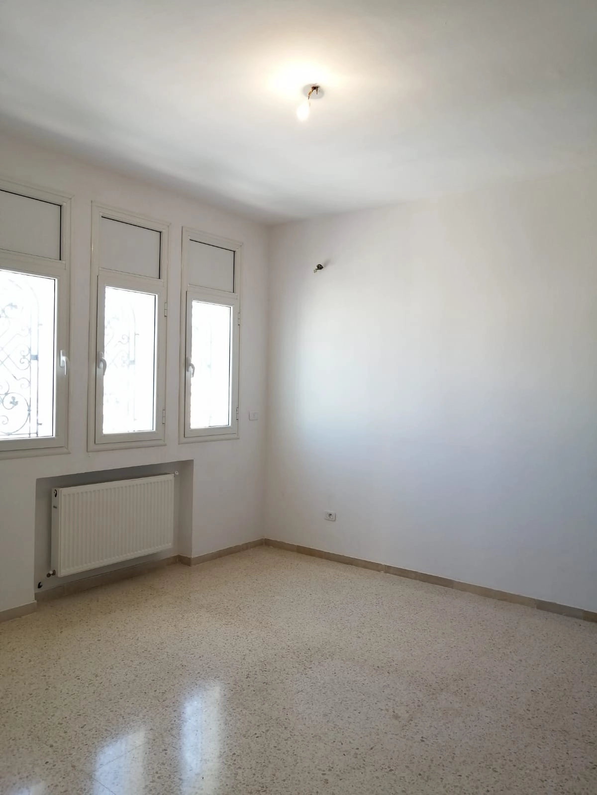 Bou Mhel El Bassatine Bou Mhel Location Appart. 3 pices Etage s2  bassatine boumhal