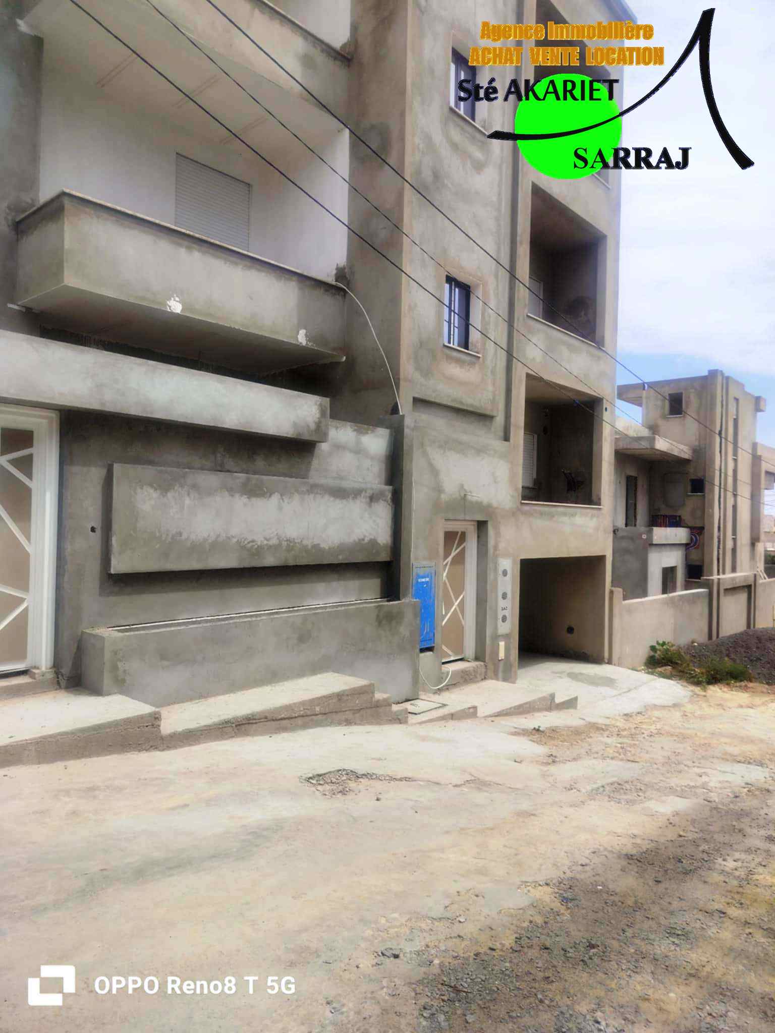 Akouda Akouda Vente Maisons Immeuble manque finition quelque retouche  akouda