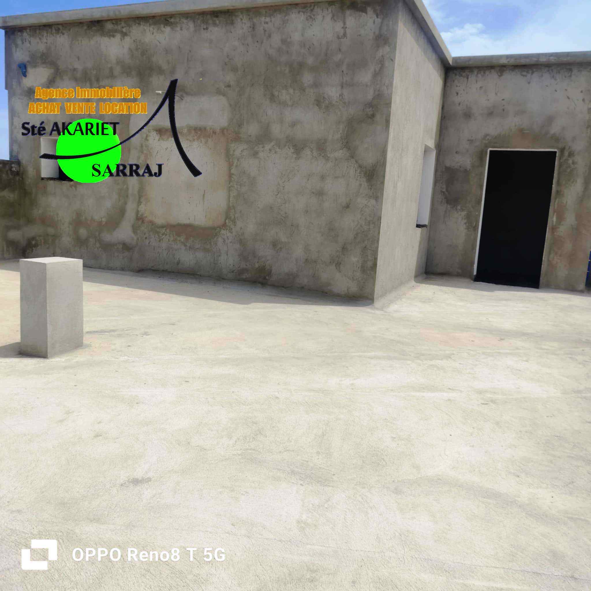 Akouda Akouda Vente Maisons Immeuble manque finition quelque retouche  akouda