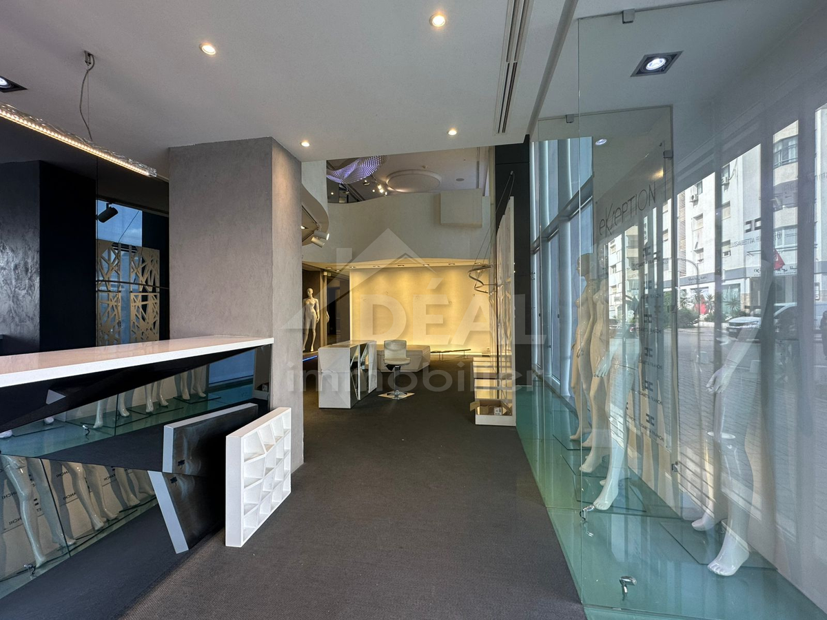 La Marsa Berge Du Lac Bureaux & Commerces Surfaces Al local commercial lacvictoria