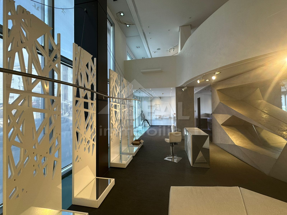 La Marsa Berge Du Lac Bureaux & Commerces Surfaces Al local commercial lacvictoria