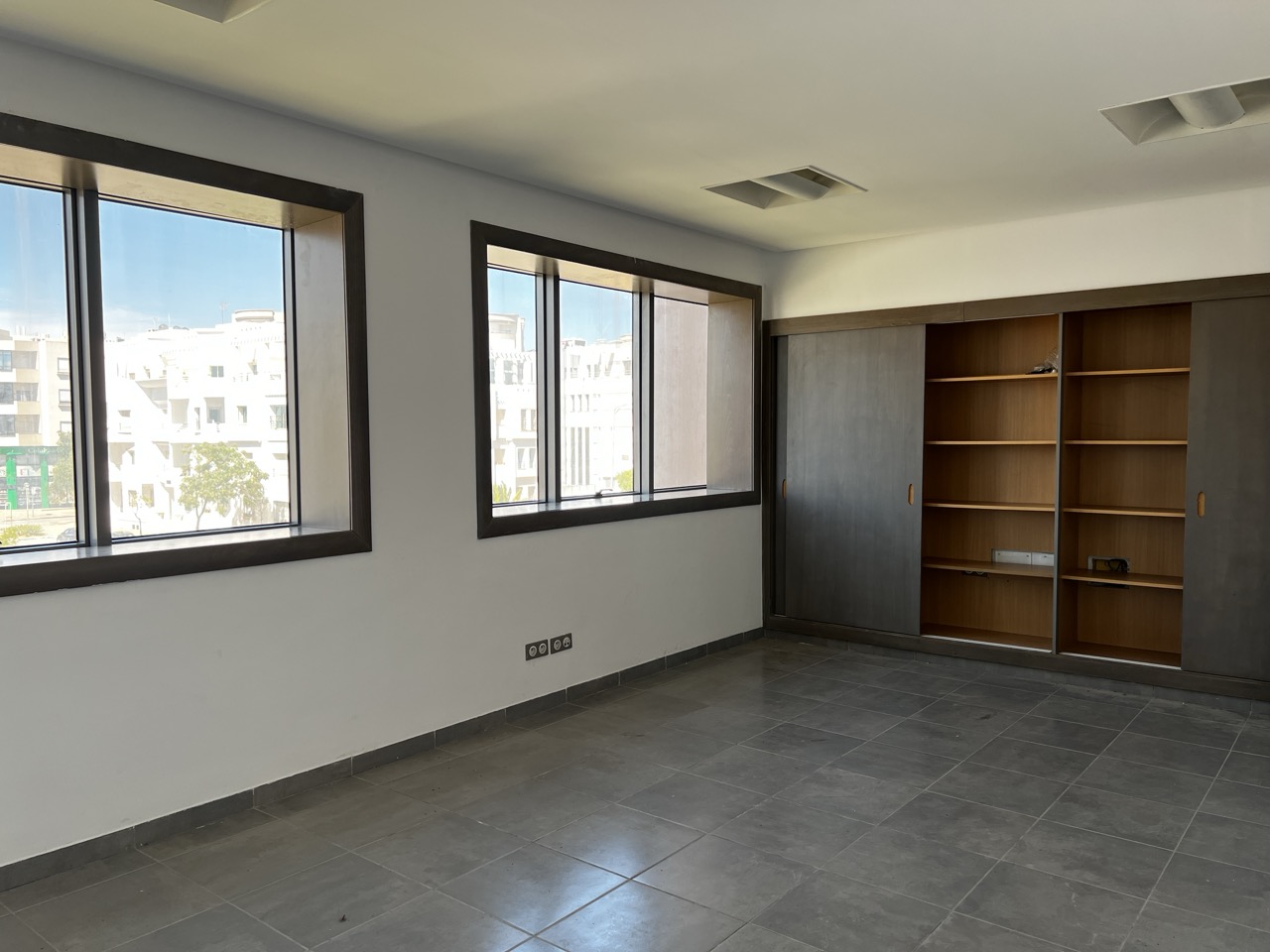 La Marsa&nbsp;Berge Du Lac&nbsp;Location&nbsp;Surfaces&nbsp;Bureau 545 m2 au lac 2