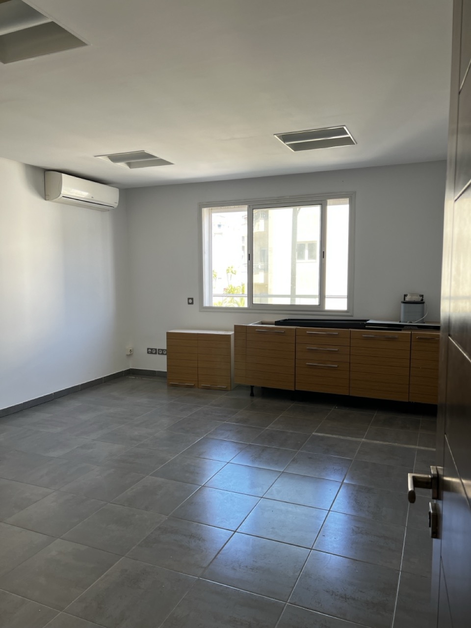 La Marsa&nbsp;Berge Du Lac&nbsp;Location&nbsp;Surfaces&nbsp;Bureau 545 m2 au lac 2