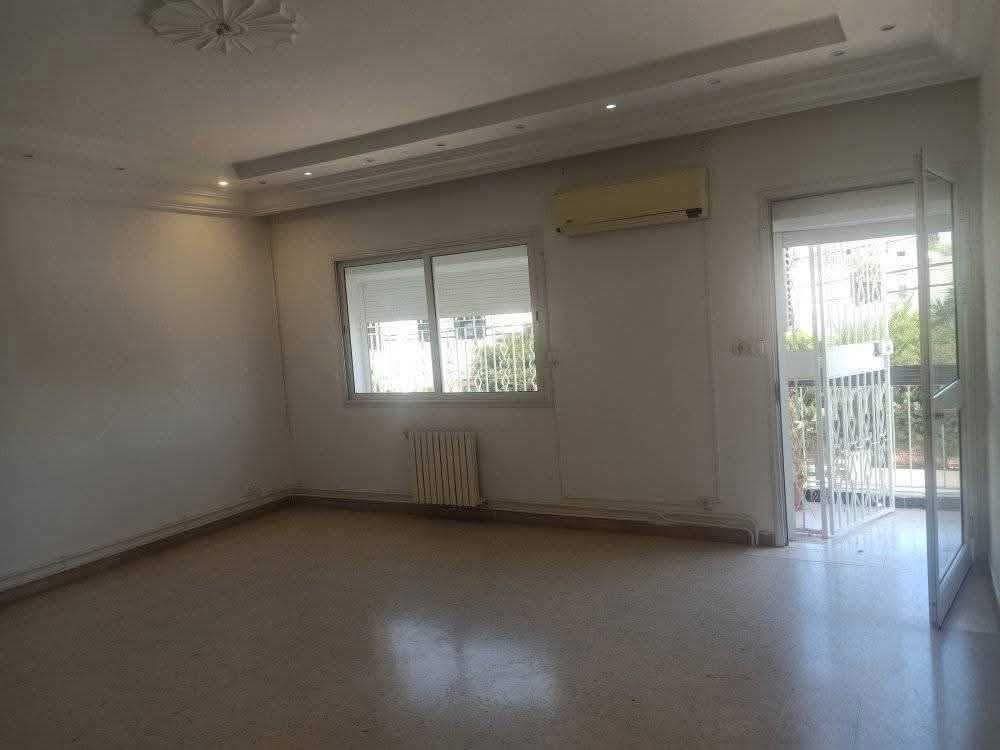 Ariana Ville El Menzah 5 Location Appart. 4 pices S3 1400d menzah 5