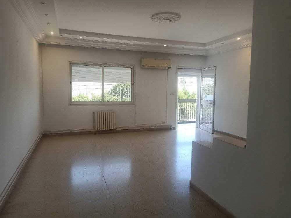 Ariana Ville El Menzah 5 Location Appart. 4 pices S3 1400d menzah 5