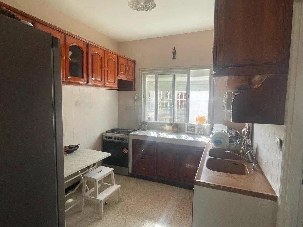 Ariana Ville El Menzah 5 Location Appart. 4 pices S3 1400d menzah 5