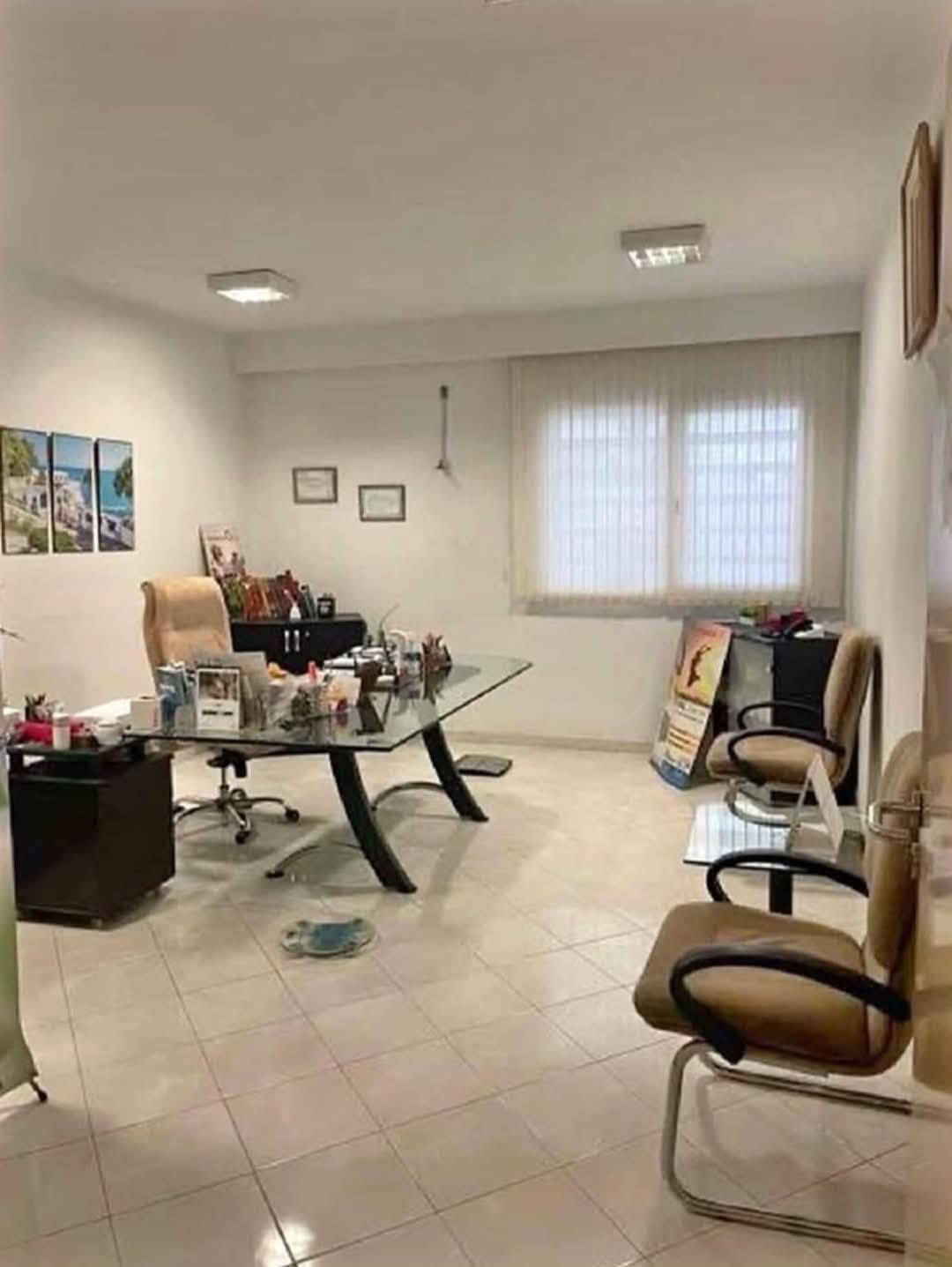 Bureaux & Commerces Bureau