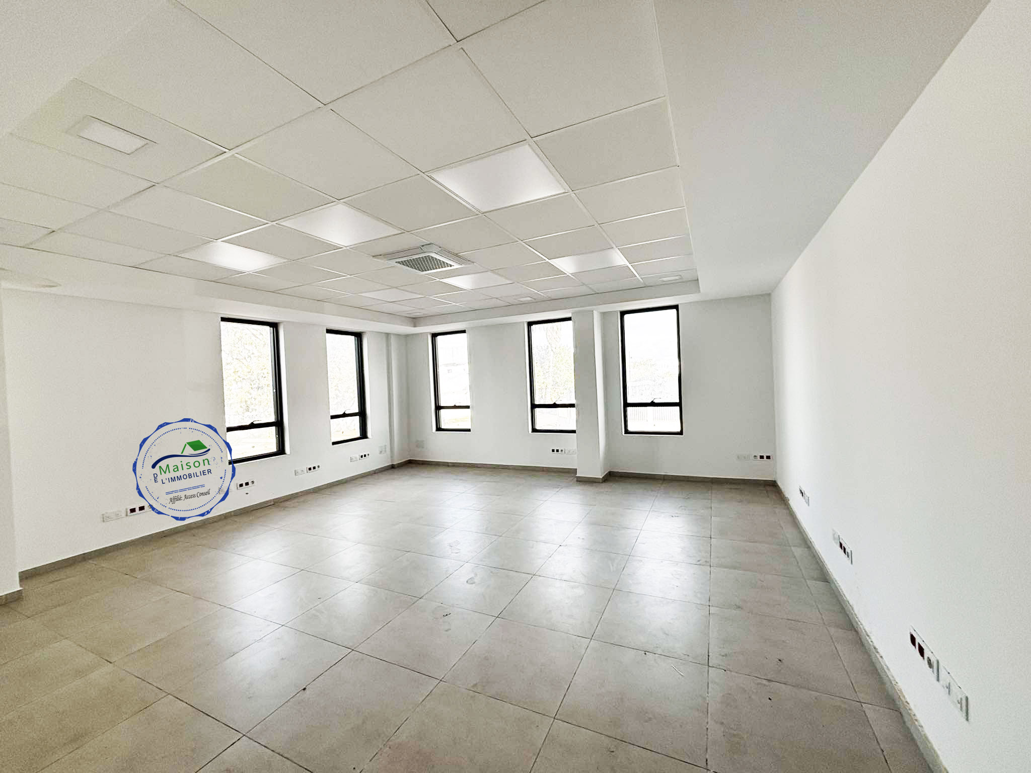 El Kram Le Kram Location Autre Bureaux sup entre 160m et 210m lac 3