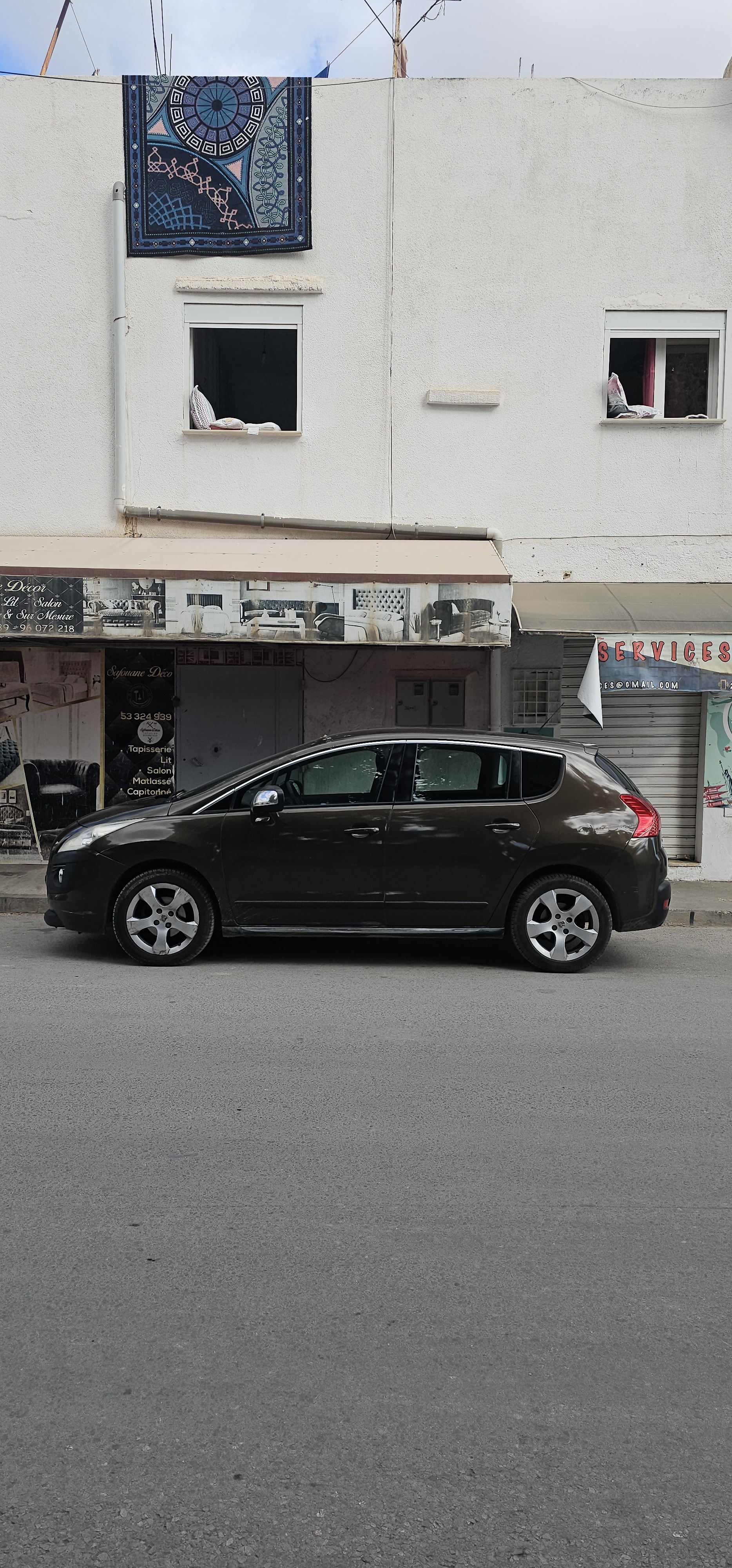 El Menzah Cite El Mahrajene Peugeot 3008 Voiture 3008