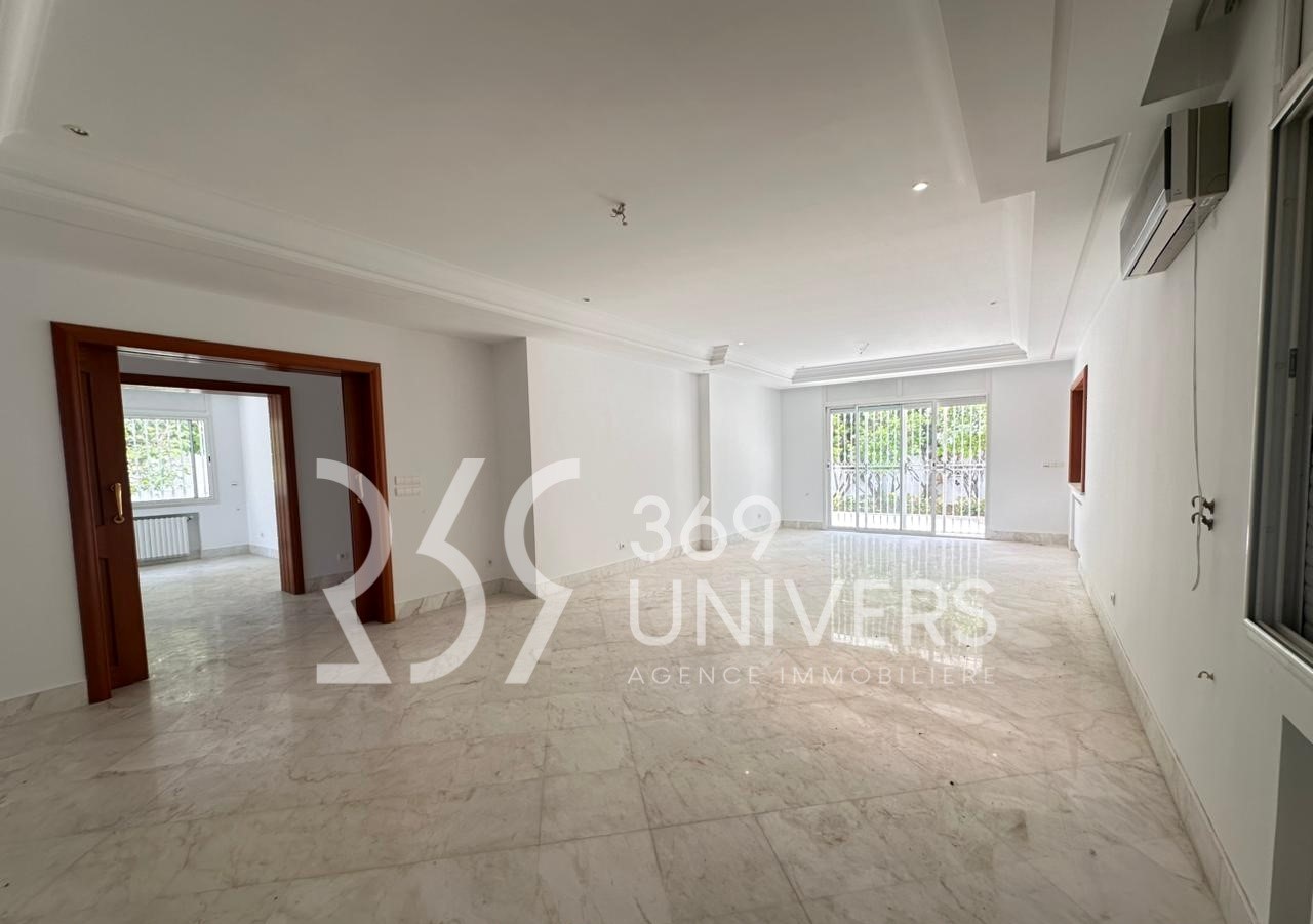 La Marsa&nbsp;Marsa Ennassim&nbsp;Location&nbsp;Maisons&nbsp;Villa avec jardin � la marsa ref rh156