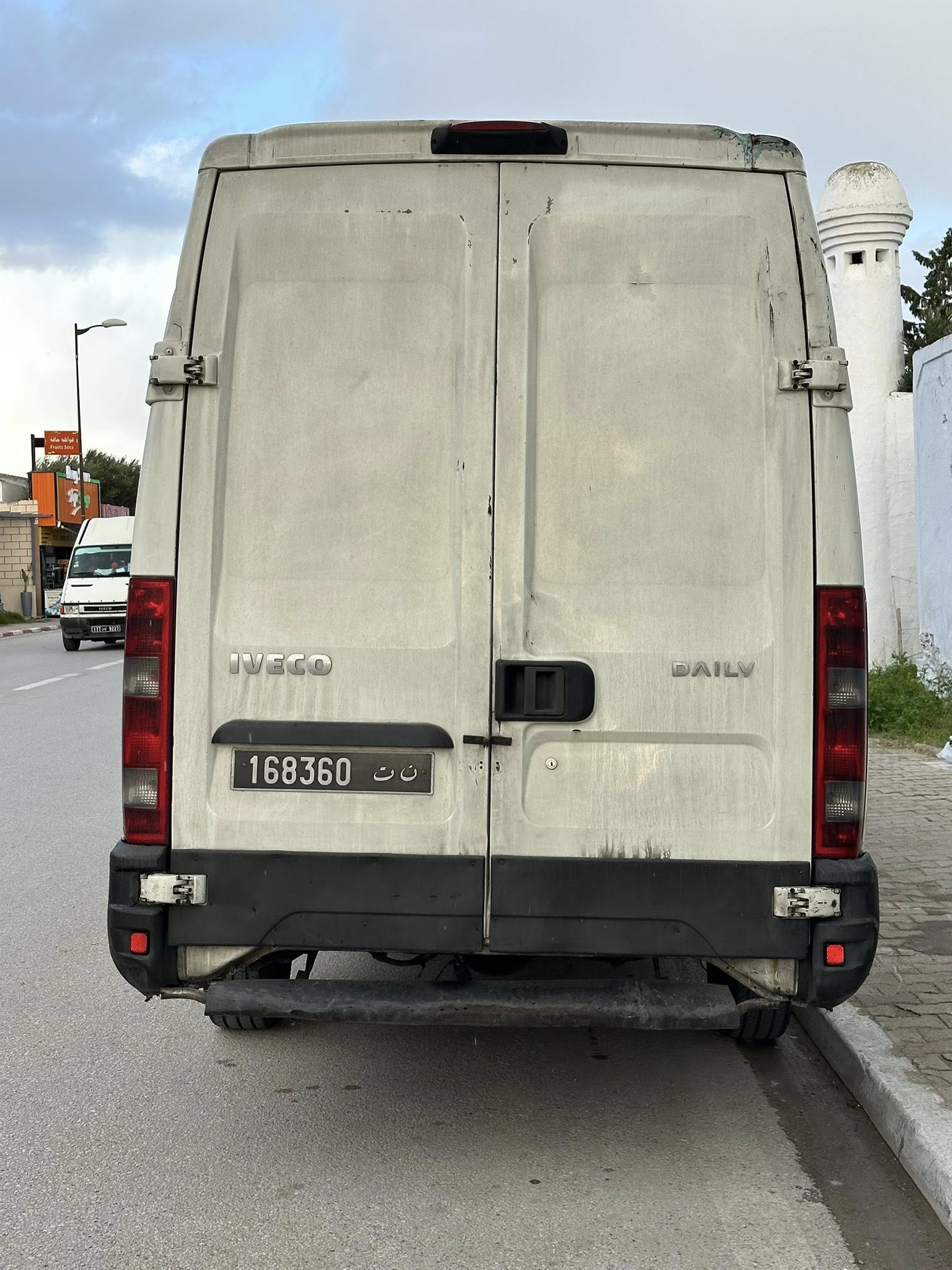La Marsa Berge Du Lac Iveco Autre Modle Iveco 35s13 dernier matricule tunisien