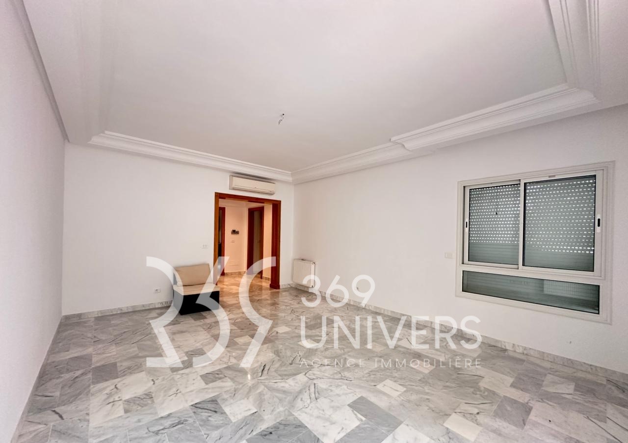 Ain Zaghouan&nbsp;Jardins de Carthage&nbsp;Location&nbsp;Appart. 3 pi�ces&nbsp;Appartement avec piscine aux jdc ref ra142