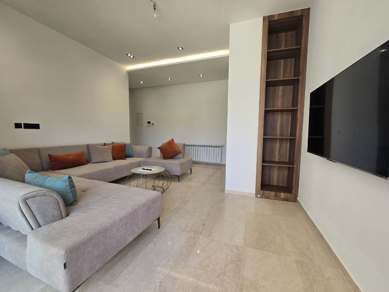 Ain Zaghouan&nbsp;Jardins de Carthage&nbsp;Location&nbsp;Appart. 2 pi�ces&nbsp;S1 meubl� au jardins de carthage