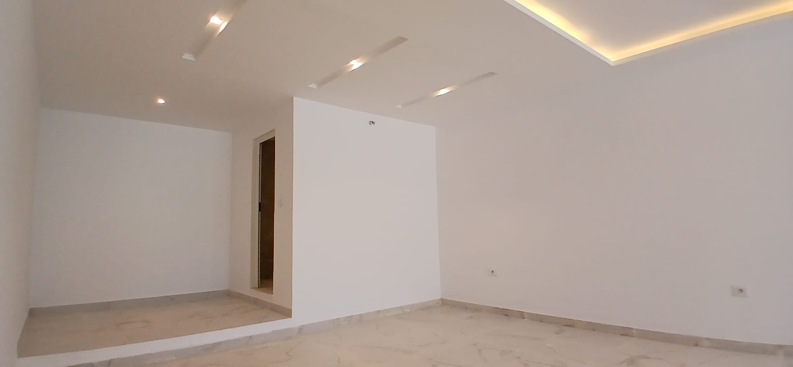 Ain Zaghouan&nbsp;Ain Zaghouan&nbsp;Bureaux & Commerces&nbsp;Bureau&nbsp;Local commercial � ain zaghouan nord