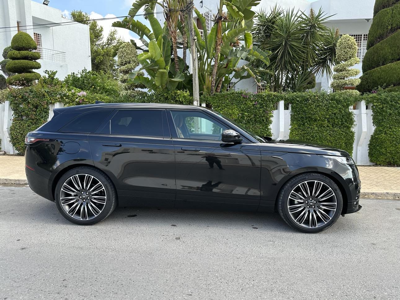 La Soukra La Soukra Land-Rover Range Range rover velar