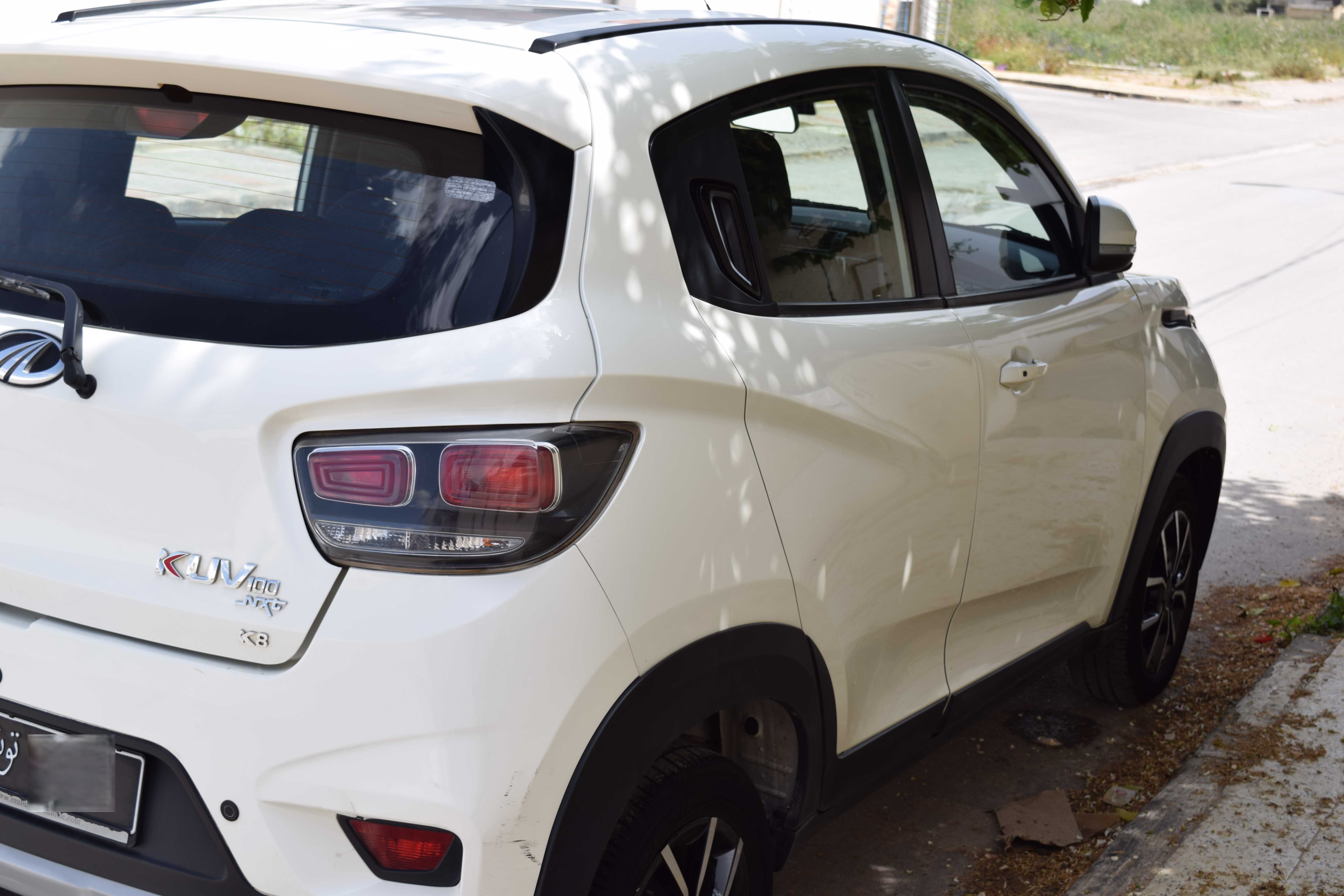 Mornaguia Mornaguia Mahindra Autre Modle Mahindra kuv100 k8 tout option