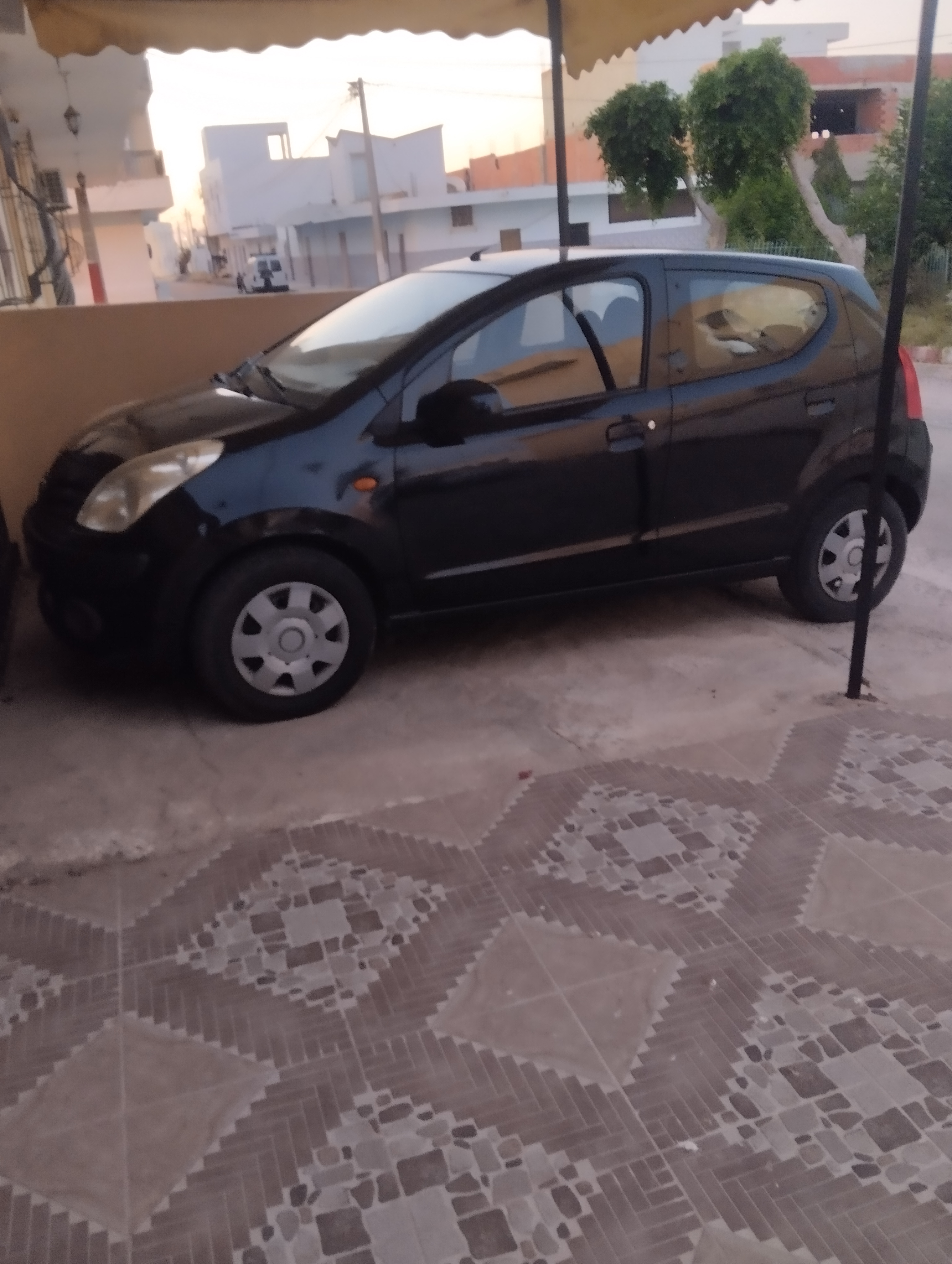Nissan Micra