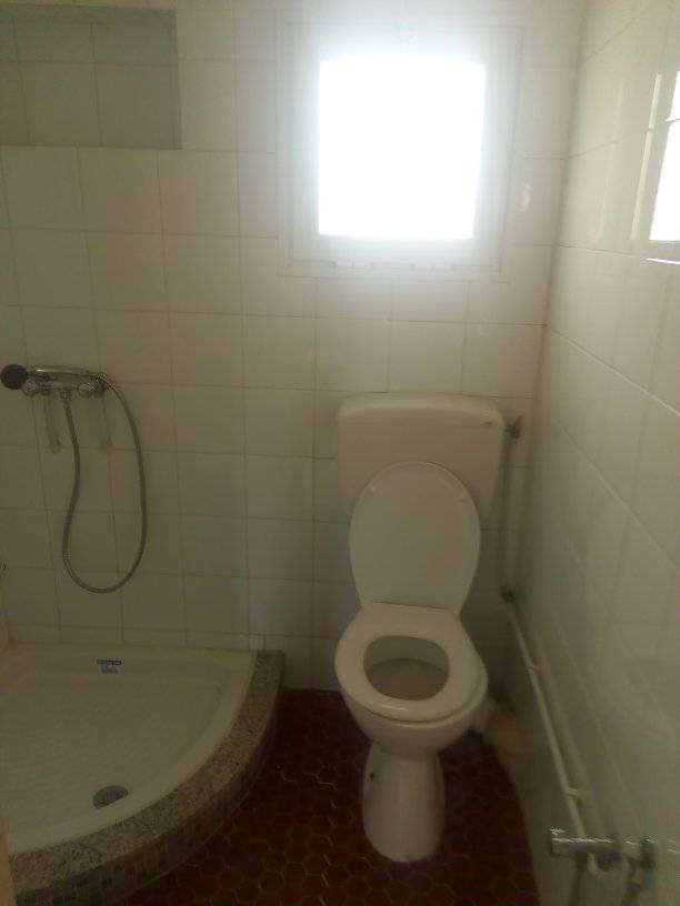 Bab Bhar Republique Location Appart. 1 pice S0 meuble avec balcon derrire la banque centrale
