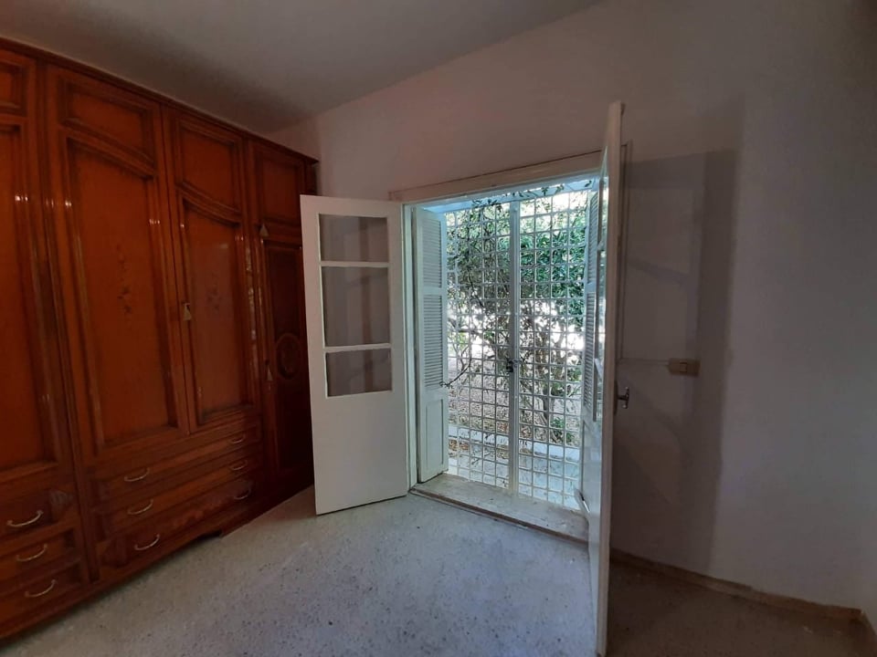 Ariana Ville Cite Ennouzha Vente Appart. 4 pices Joli villa  cit ennouzha ariana