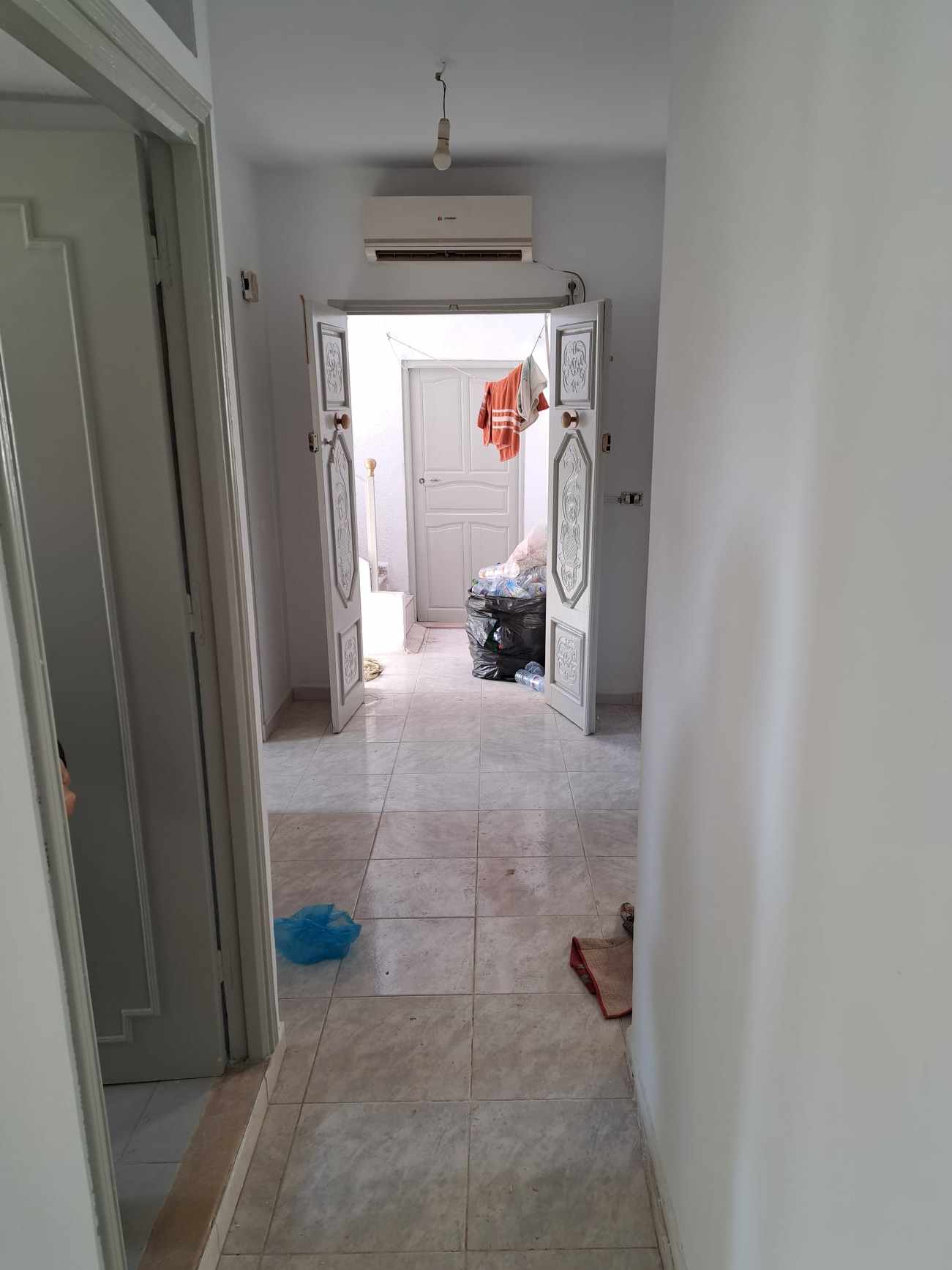 Ariana Ville&nbsp;Ariana&nbsp;Vente&nbsp;Appart. 3 pi�ces&nbsp;2 appartement et une boutique � ariana ville