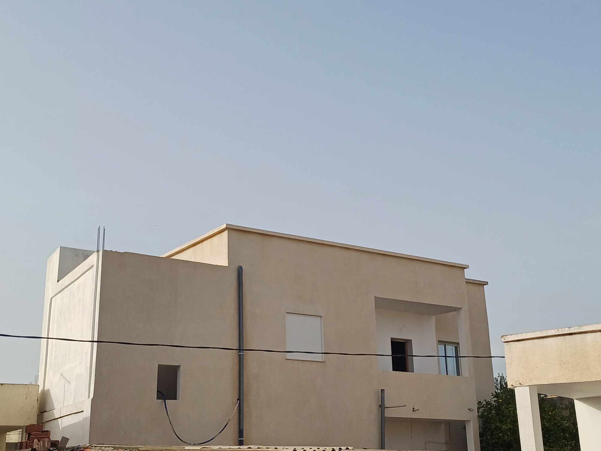 Raoued&nbsp;Raoued&nbsp;Vente&nbsp;Appart. 3 pi�ces&nbsp;Jolie villa � raoued de deux niveaux s�parees