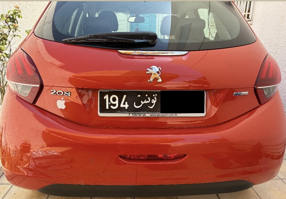 Peugeot 208