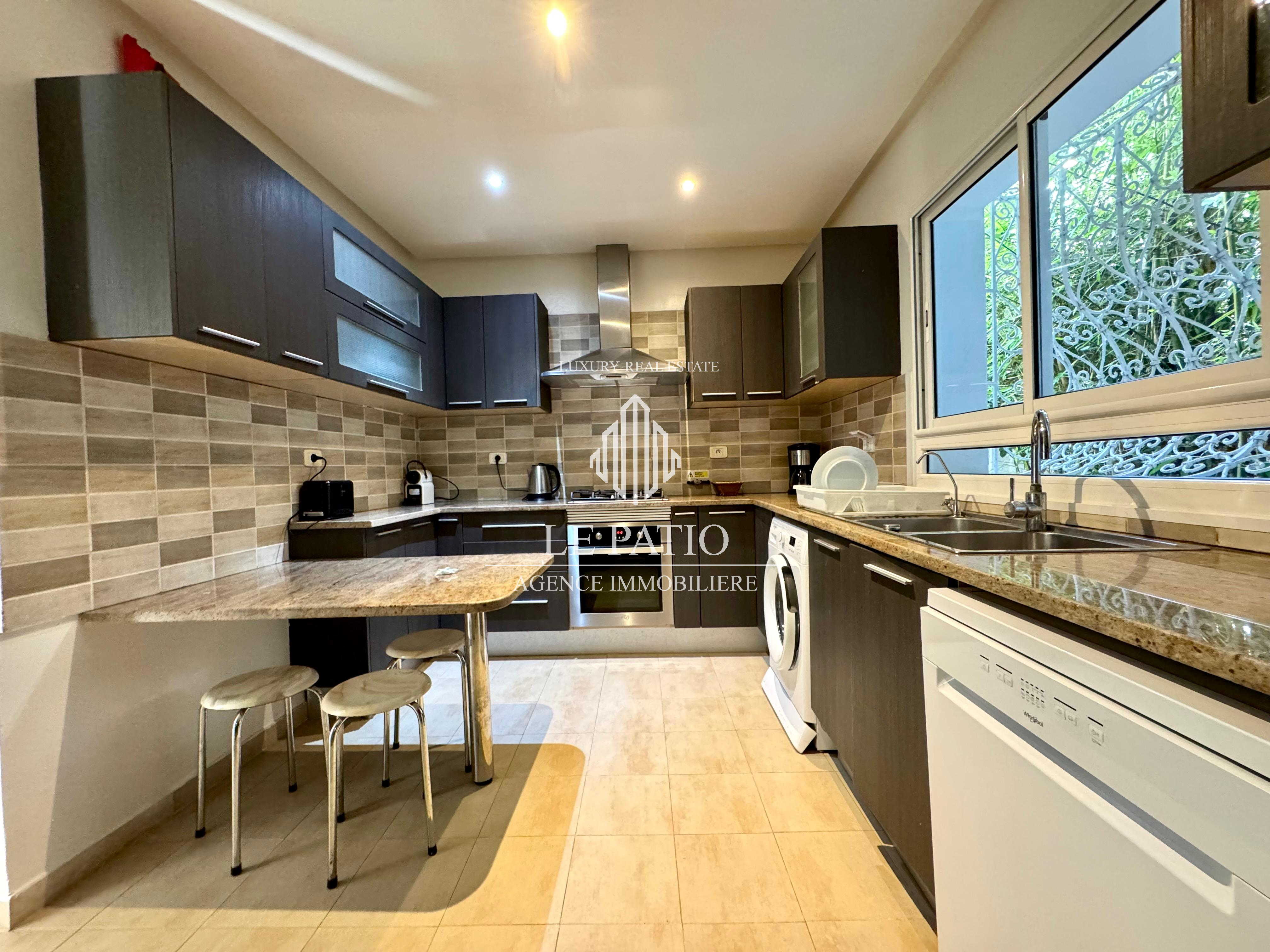 La Marsa&nbsp;Marsa Ennassim&nbsp;Location&nbsp;Maisons&nbsp;Une villa jumelee semi meuble s3 a la marsa