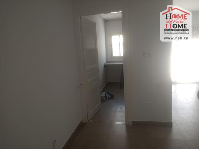 La Goulette&nbsp;La Goulette&nbsp;Location&nbsp;Appart. 3 pi�ces&nbsp;Bureau nara   au kram