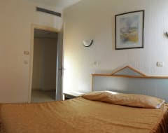 Tabarka Tabarka Location Appart. 3 pices 1 semaine haut standing luxe tabarka 1750 dt
