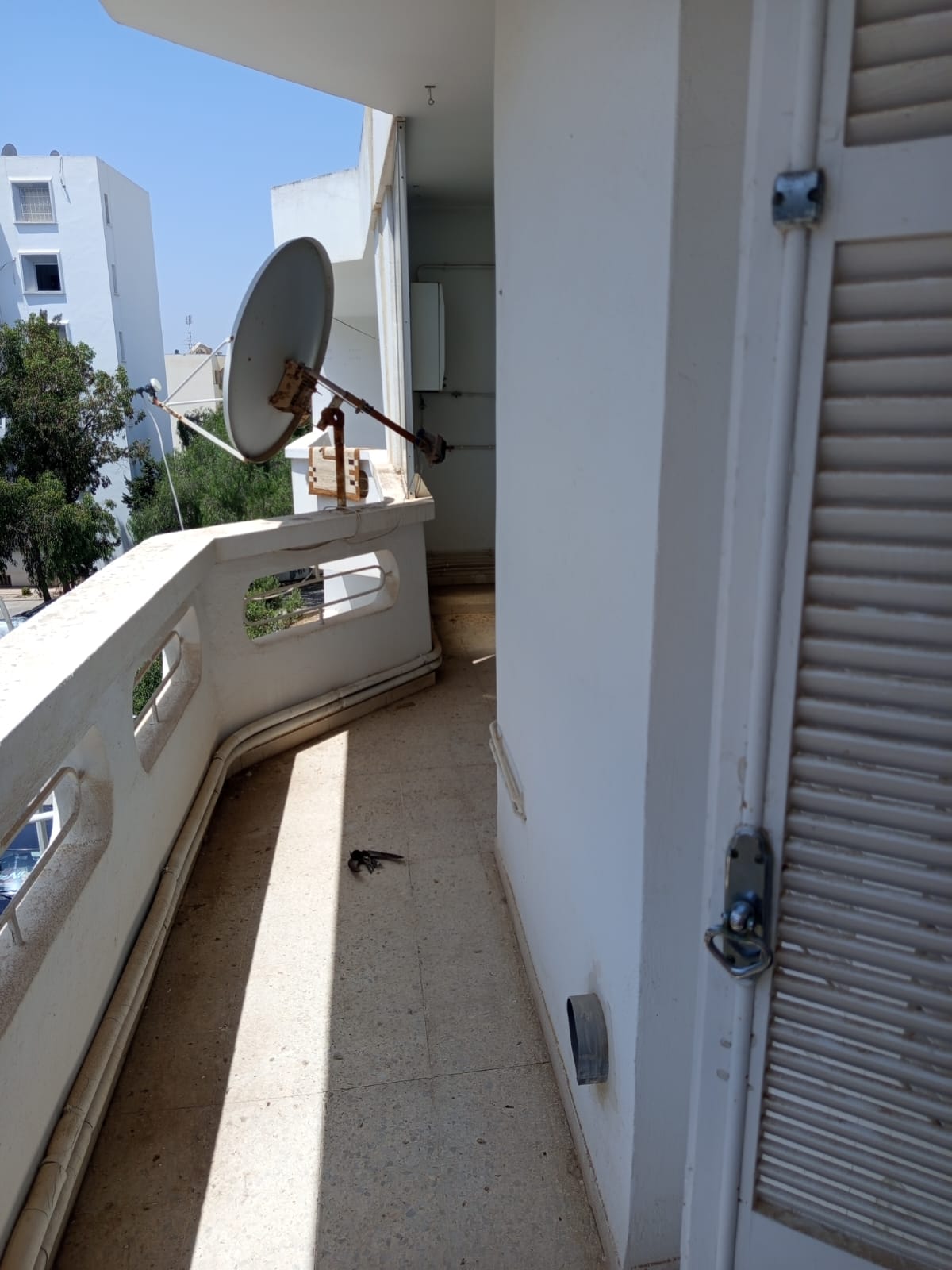 El Menzah El Manar 1 Location Appart. 2 pices Lumineux studio s1  manar1