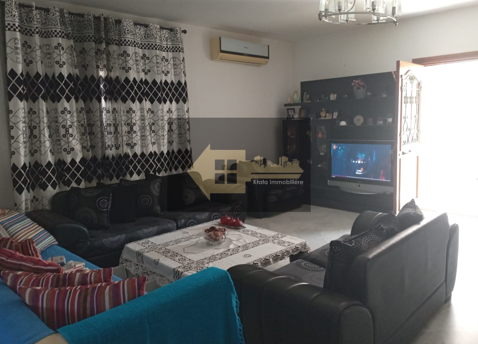 Ariana Ville&nbsp;Riadh Landlous&nbsp;Vente&nbsp;Maisons&nbsp;Ariana escale vnt maison