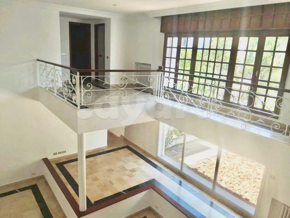 El Menzah El Manar 2 Location Maisons Villa s4 avec jardin  manar