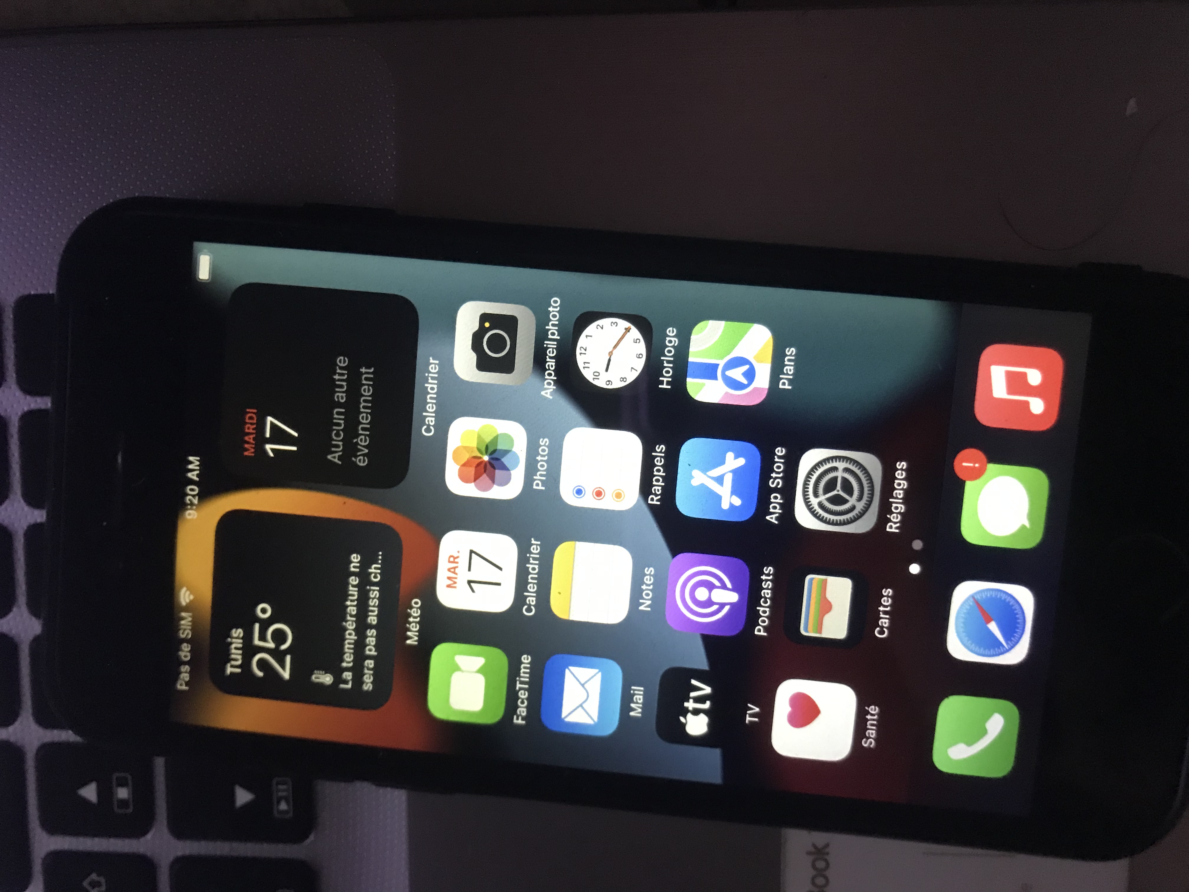 Apple - iPhone iPhone 7 