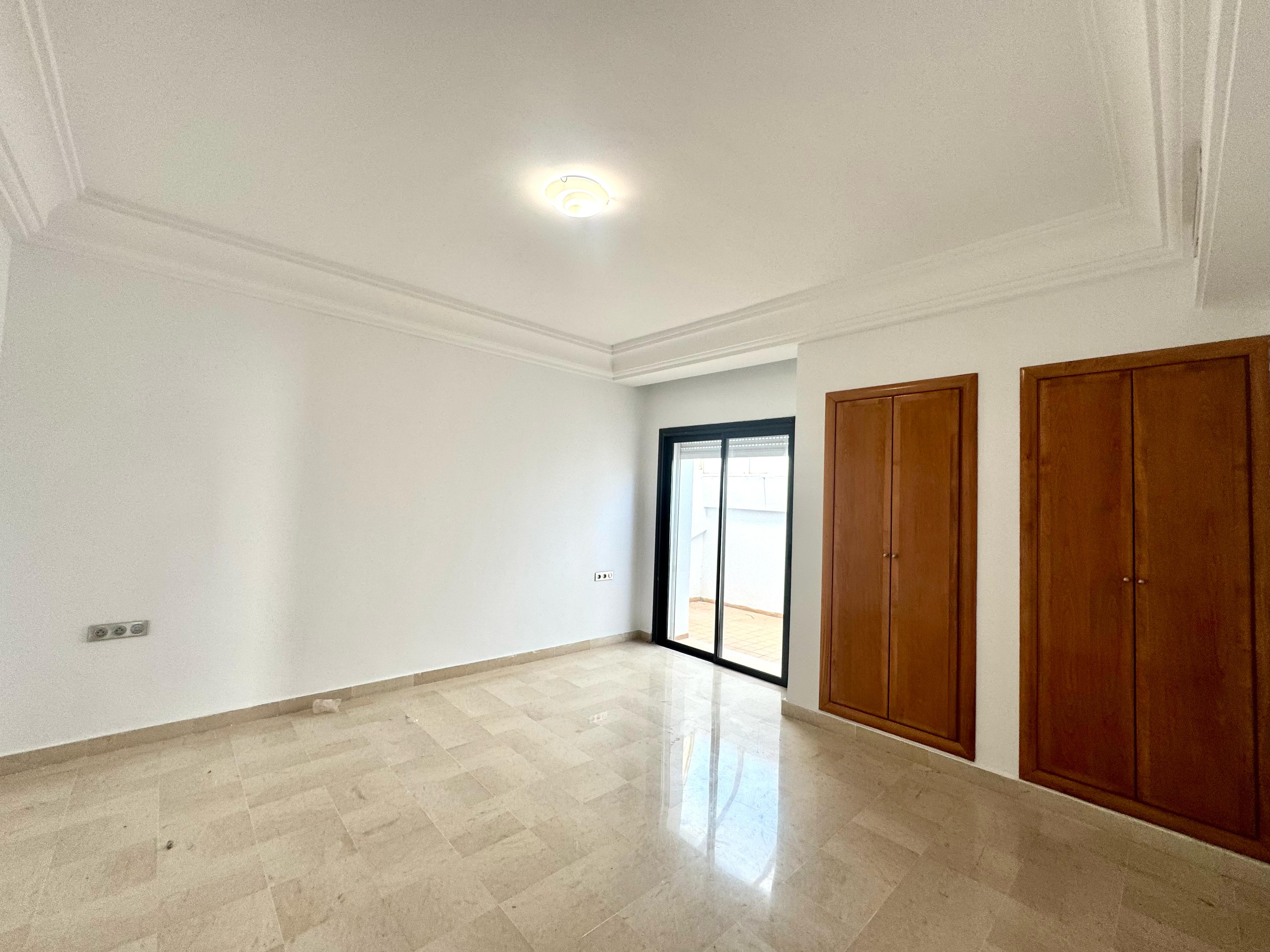 La Marsa&nbsp;Berge Du Lac&nbsp;Location&nbsp;Appart. 4 pi�ces&nbsp;Duplex � l au lac 2