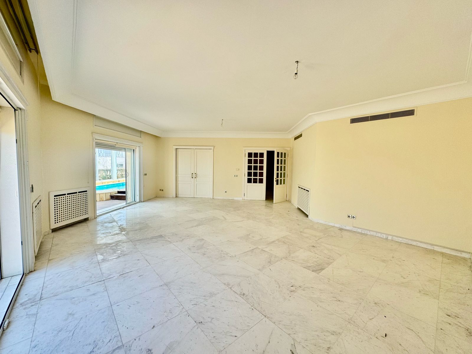 La Marsa Berge Du Lac Location Appart. 5 pices+ Penthouse avec piscine  au lac 2