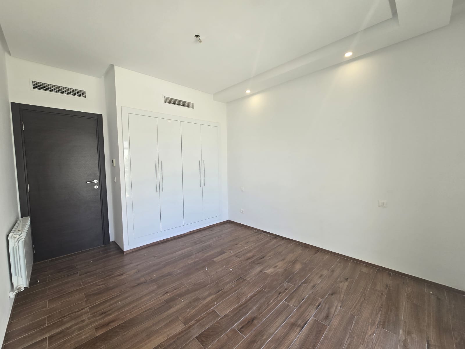 Ain Zaghouan Jardins de Carthage Location Appart. 4 pices S3 au jardins de carthage