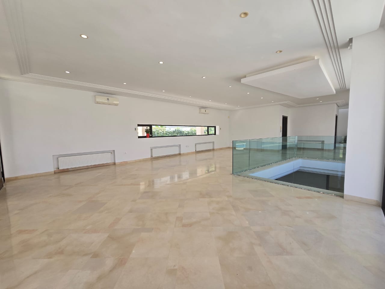 Ain Zaghouan Jardins de Carthage Location Maisons Villa luxe piscine au jardins de carthage