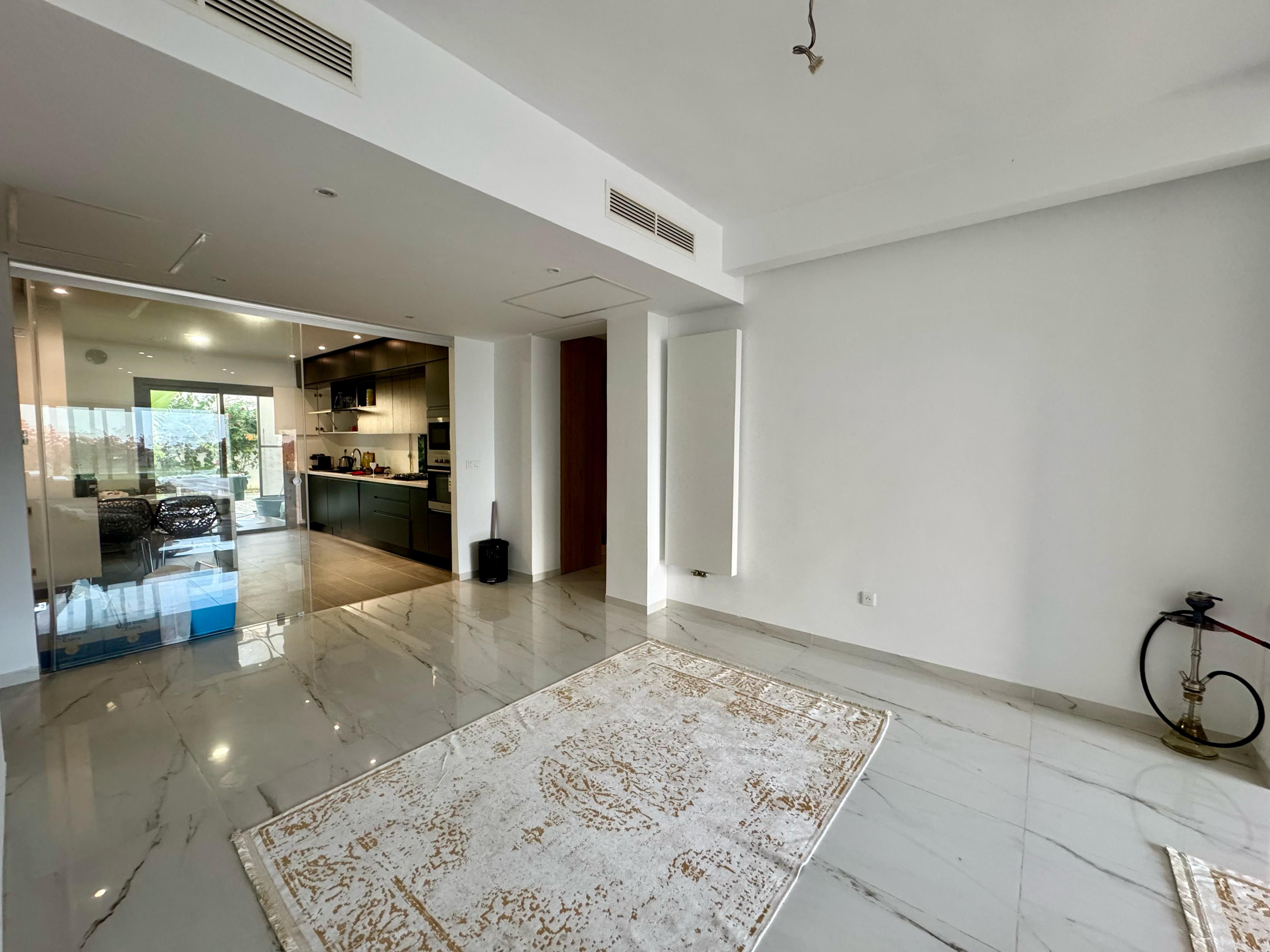 La Marsa&nbsp;Gammart&nbsp;Location&nbsp;Appart. 3 pi�ces&nbsp;S2 haut standing meubl� avec piscine � gammarth