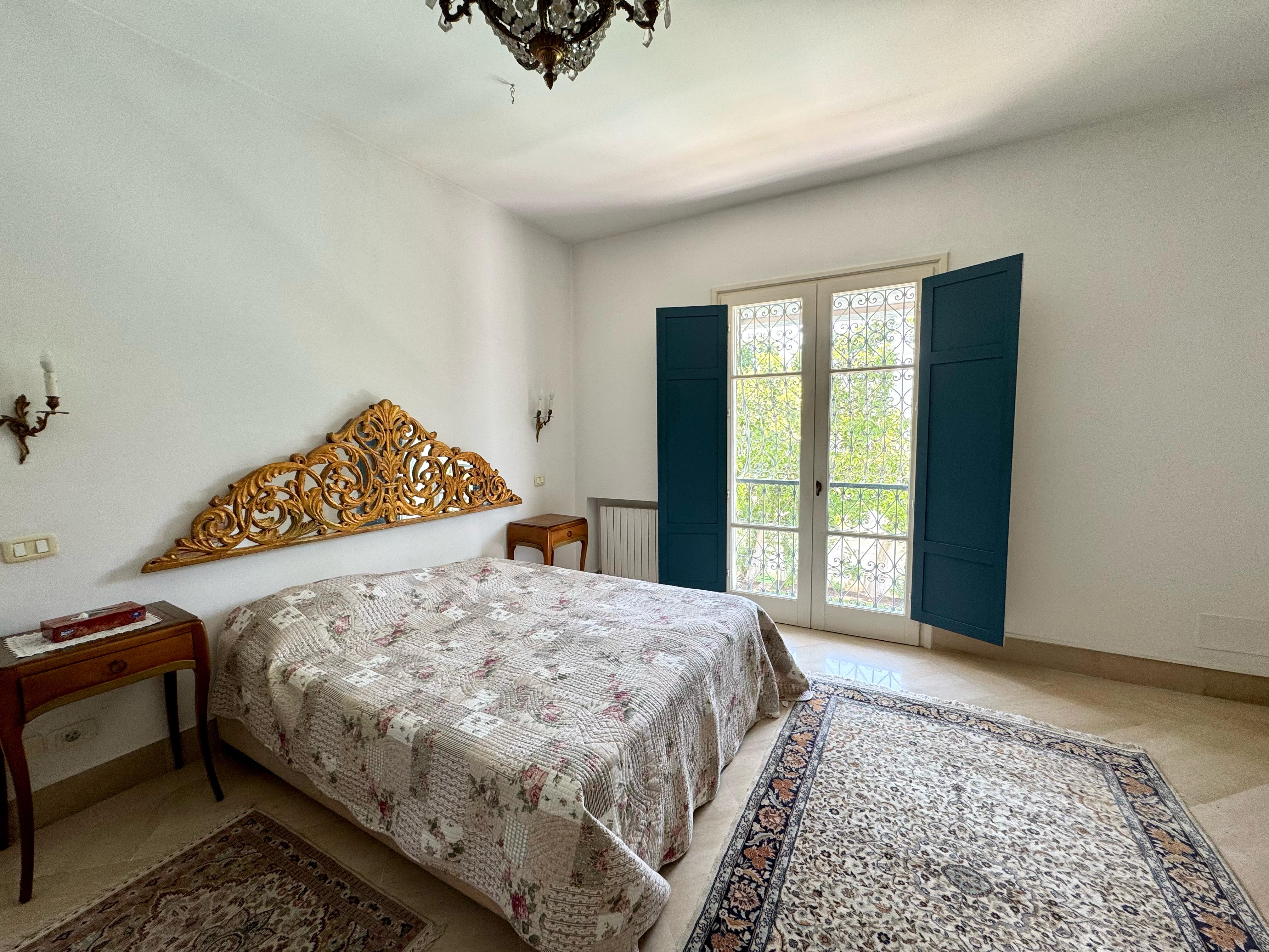 La Marsa&nbsp;Gammart&nbsp;Location&nbsp;Maisons&nbsp;Villa haut standing avec piscine et jardin