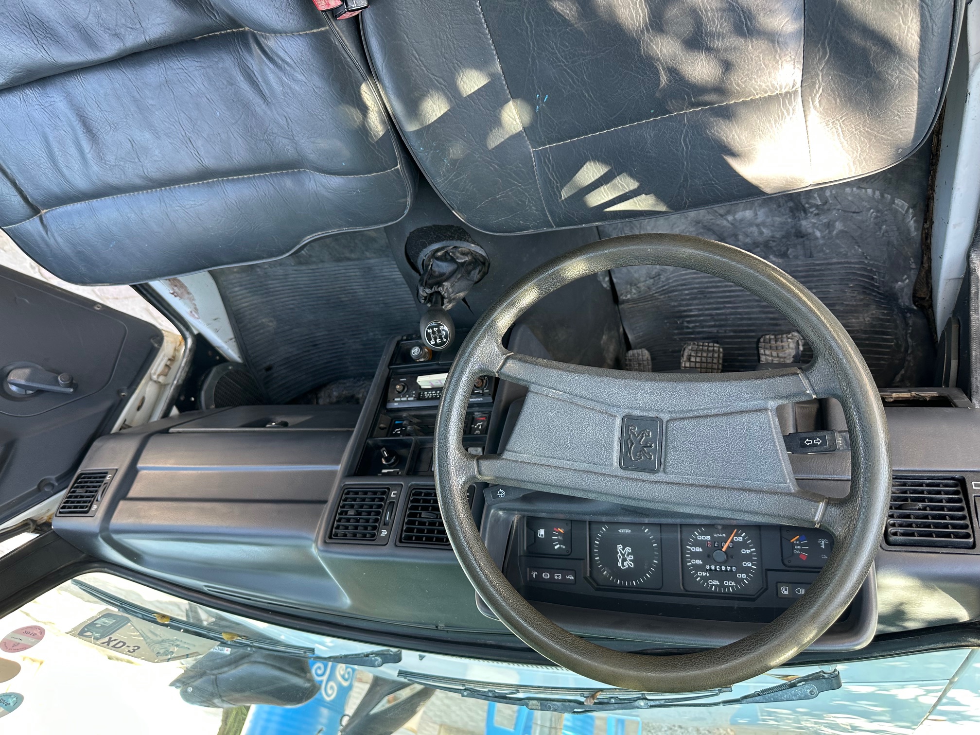 Peugeot 504