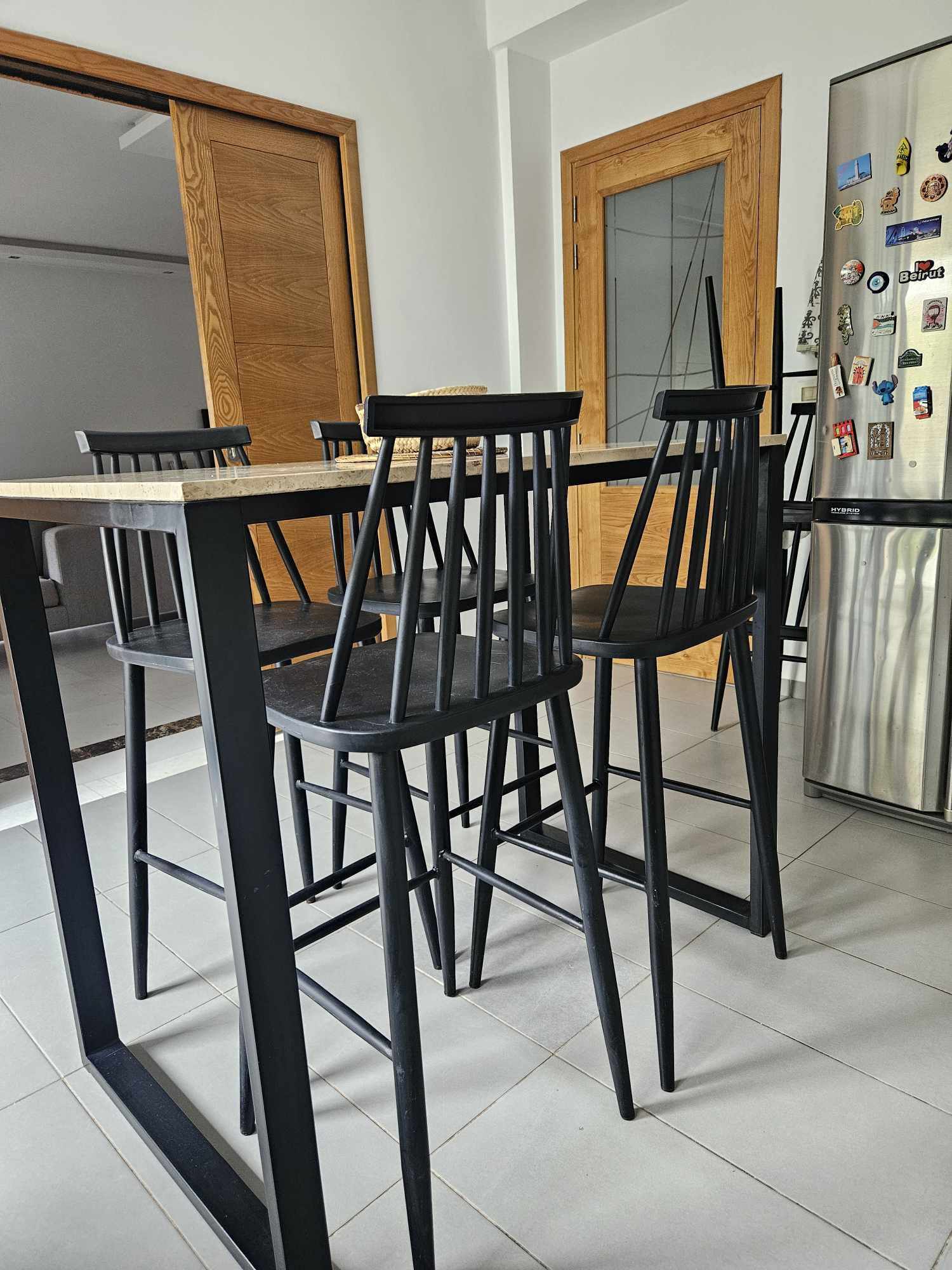 Meubles de cuisine et salle de bain Tables - Coins Repas