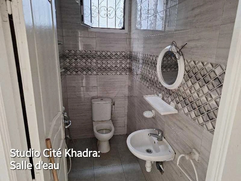 Cite El Khadra Cite El Khadra Location Appart. 2 pices Studio 2 pieces  a la cit el khadhra wb4113