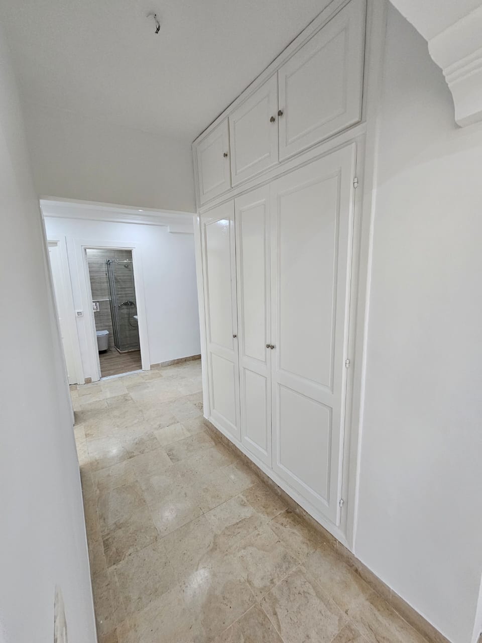 La Marsa El Aouina Location Appart. 4 pices S plus quatre bien orient jardins de l'aouina