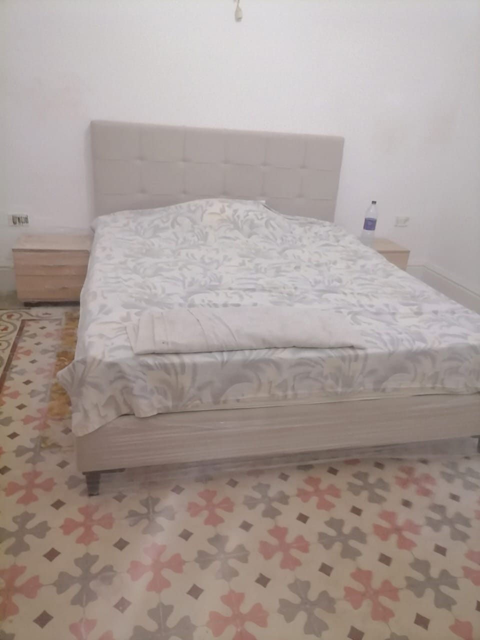 El Omrane El Omrane Location Appart. 1 pice S0 meubl  france ville prs esad et dauphine
