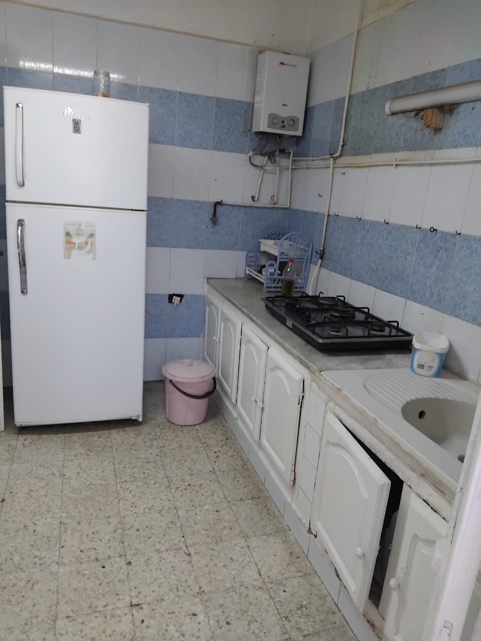 El Omrane El Omrane Location Appart. 1 pice S0 meubl  france ville prs esad et dauphine