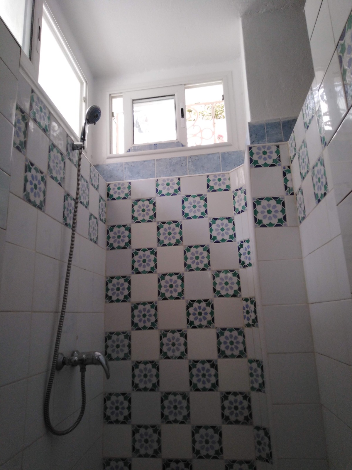 La Marsa El Aouina Location Autre Dpot  l'aouina