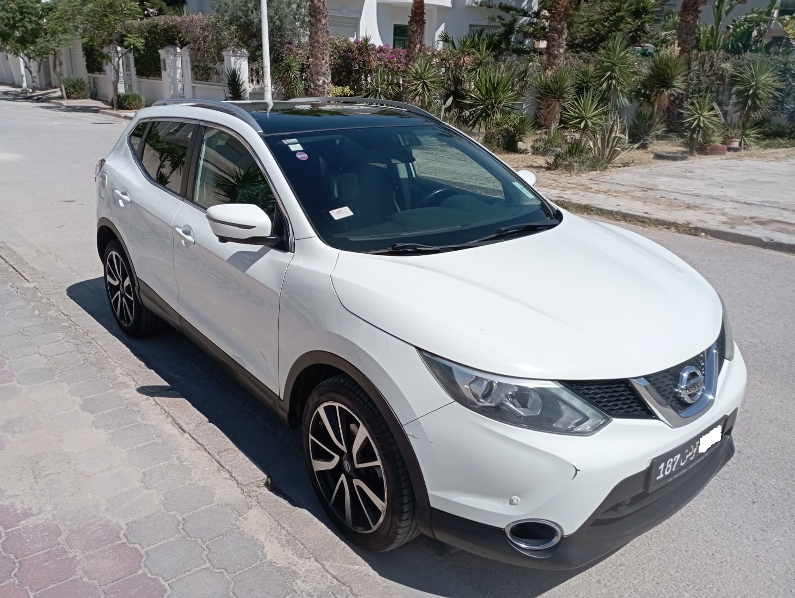Ain Zaghouan Jardins de Carthage Nissan Qashqai Nissan qashqai