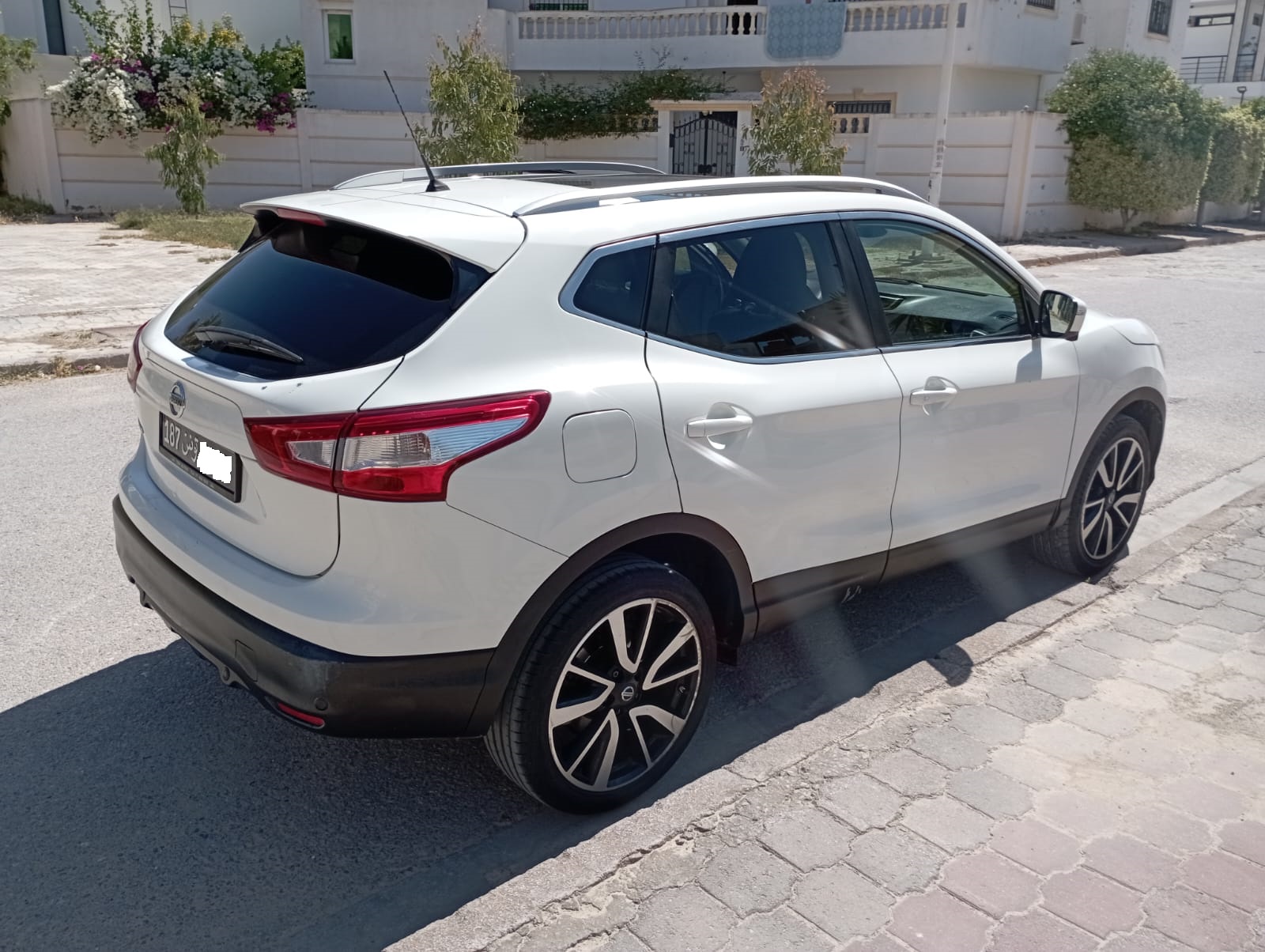 Ain Zaghouan Jardins de Carthage Nissan Qashqai Nissan qashqai