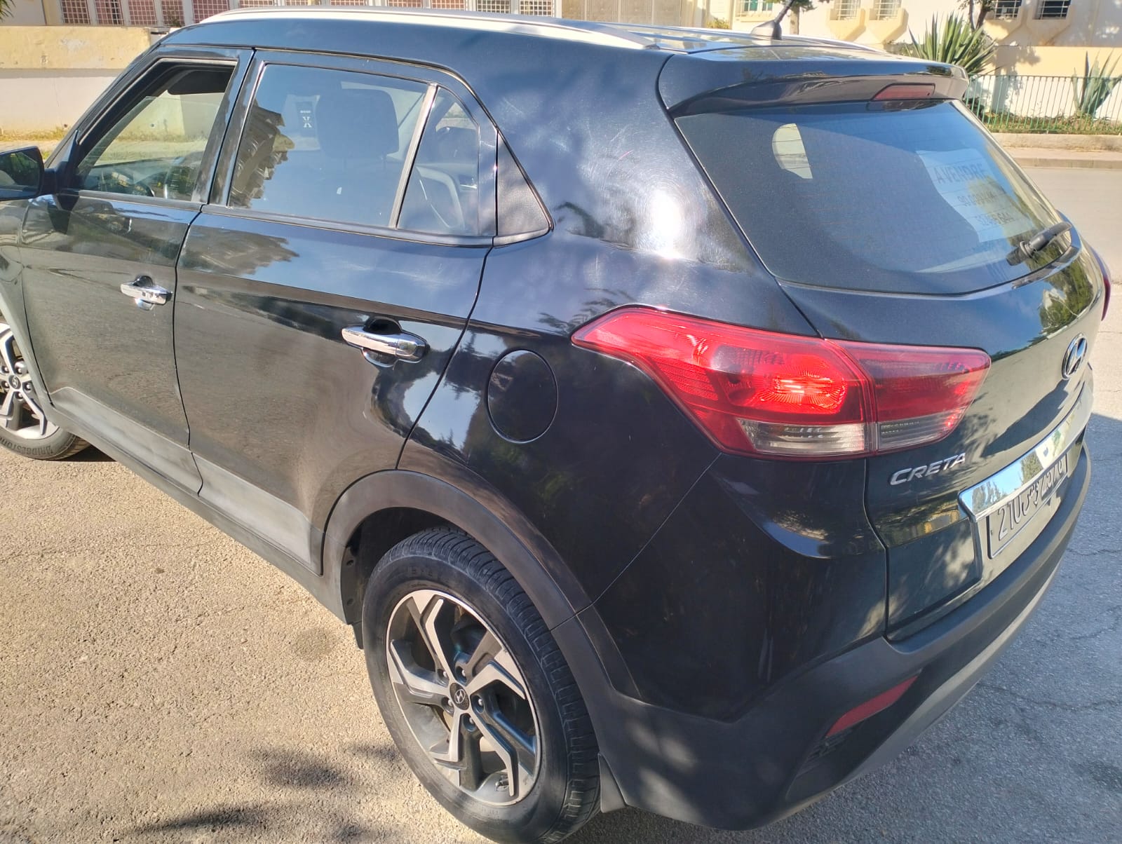 Ariana Ville Cite Ennasr 2 Hyundai Autre Modle Hyundai creta 2019 90000 km 7cv bvm