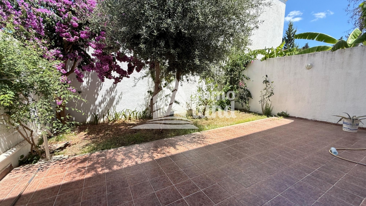 La Marsa&nbsp;Gammart&nbsp;Vente&nbsp;Maisons&nbsp;Triplex s5 � gammarth sup�rieur